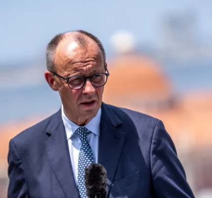 Трамп відкритий для оновленого мирного плану, але Мерц не очікує прориву цього тижня - ЗМІ