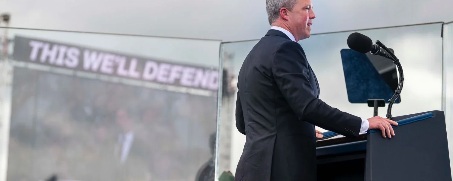 Міністр армії США вдруге зустрівся з росіянами в ОАЕ на тлі переглянутого мирного плану, названого російськими чиновниками невдалим - Bloomberg