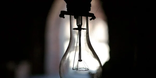 рф атакувала енергетику у Києві та 5 областях: понад пів мільйона споживачів без світла