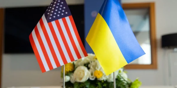 Мирний план скоротили по ключових пунктах, територіальні питання імовірно залишать для зустрічі президентів України і США - Bloomberg