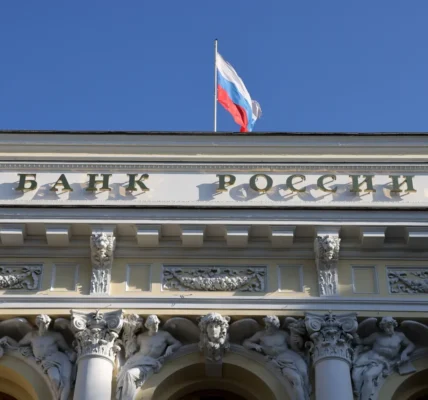 Погіршення фінансового стану підприємств, збільшення проблемної заборгованості: у Центробанку рф озвучили негаразди в економіці