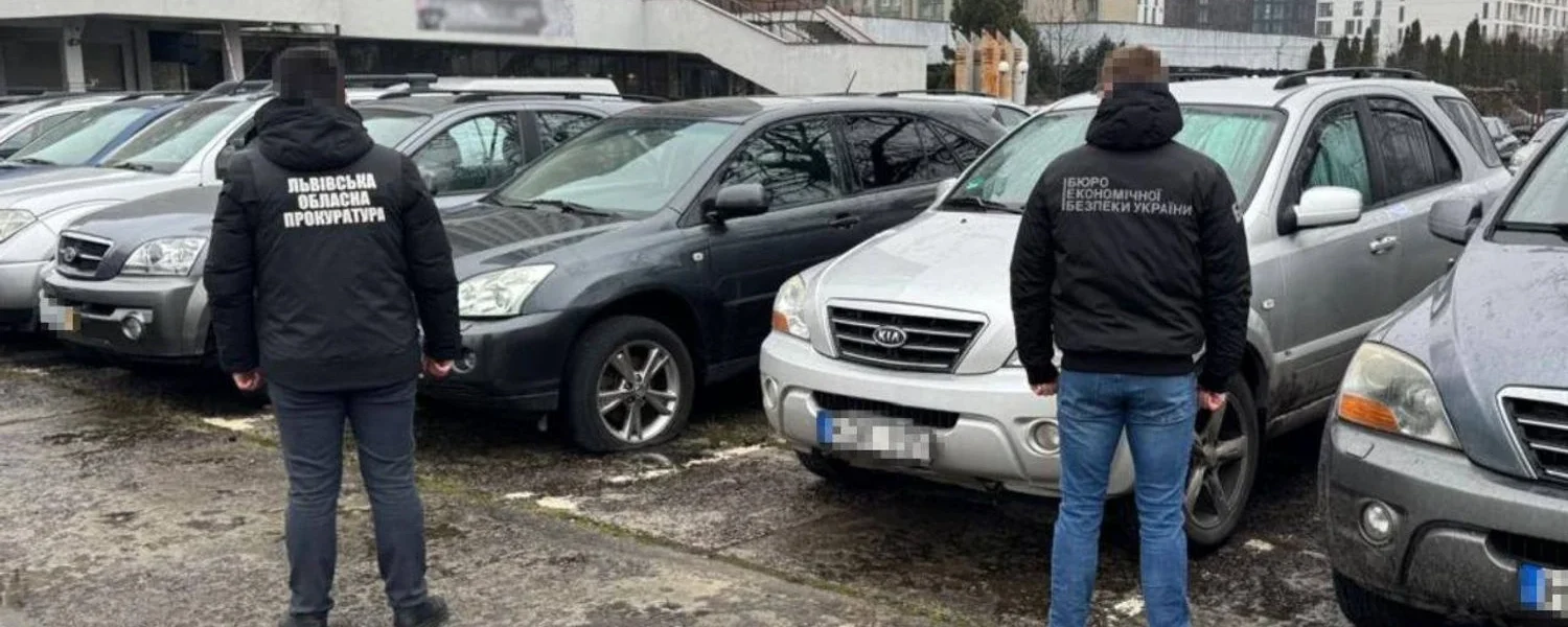Завозили як гуманітарну допомогу для ЗСУ: на Львівщині викрито масштабну схему продажу авто