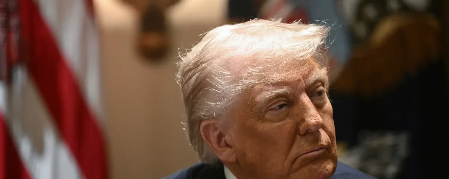 ЗМІ: половина європейців вважає Трампа ворогом Європи, а ризик війни з рф - високим