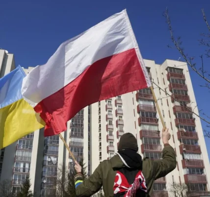 Польща готує скасування спецстатусу для українців: що зміниться з березня 2026 року