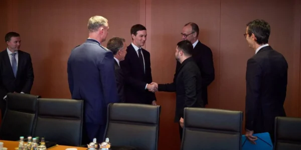 Зеленський у Берліні розпочав зустріч із посланцем президента США Віткоффом та зятем Трампа Кушнером
