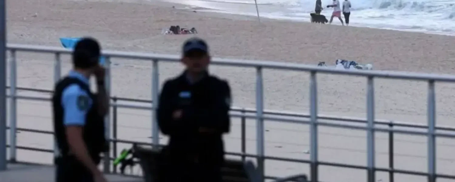 Масова стрілянина на пляжі Бонді під час Хануки є терактом, натхненним ІДІЛ - AP News