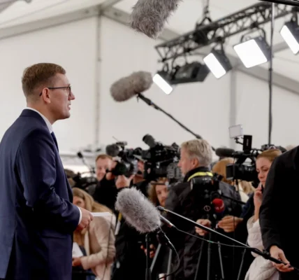 ЄС може довести, що Трамп помиляється щодо Європи, погодивши план щодо російських активів - прем