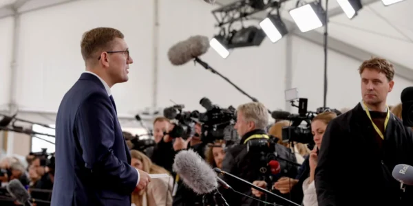 ЄС може довести, що Трамп помиляється щодо Європи, погодивши план щодо російських активів - прем