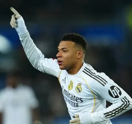 Кіліан Мбаппе відсудив у