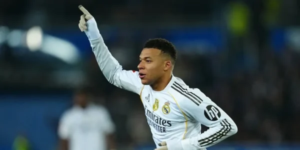 Кіліан Мбаппе відсудив у