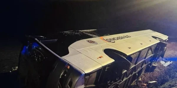 Автобус з українцями перекинувся у Словаччині: двох пасажирок госпіталізували