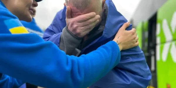 Звільнені з російського полону українці отримають 50 тисяч гривень виплати: покроковий алгоритм