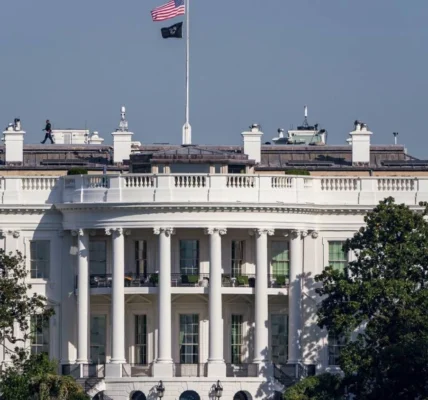 Адміністрація Трампа виправдовує захоплення Мадуро прецедентом вторгнення в Панаму 1989 року