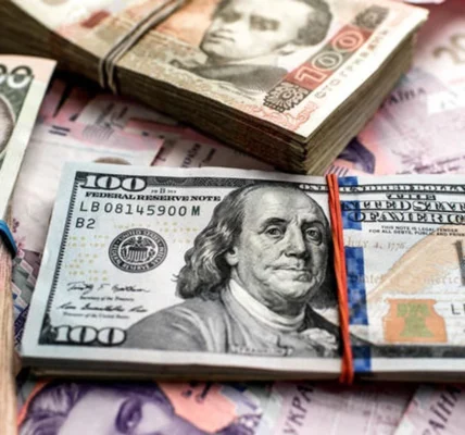 Гривня істотно міцнішає до долара та євро: курс валют від НБУ на 26 грудня