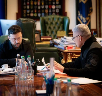 "Орєшнік" у білорусі та стан російського воєнного виробництва: Зеленський заслухав керівника Служби зовнішньої розвідки