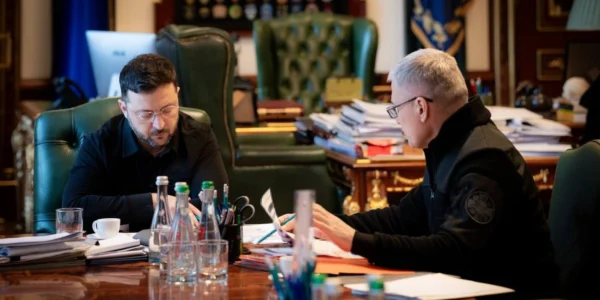 "Орєшнік" у білорусі та стан російського воєнного виробництва: Зеленський заслухав керівника Служби зовнішньої розвідки