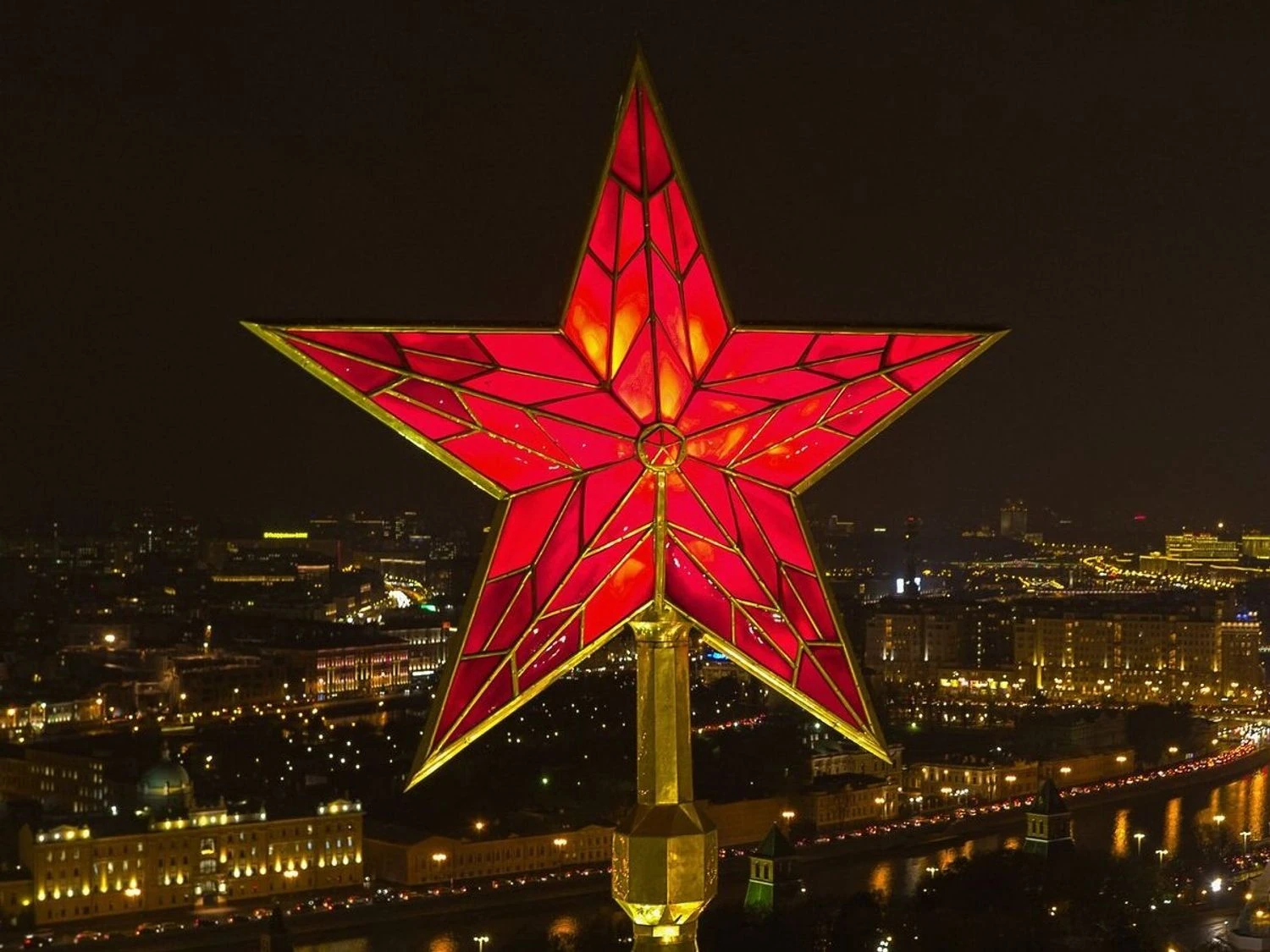 росія домагатиметься змін до останньої версії мирного плану, що розглядає як відправну точку - Bloomberg