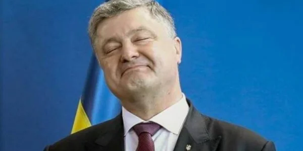 Порошенко підігрує Коломойському, щоб посіяти хаос і врятуватися від держзради за торгівлю з рф – експерт