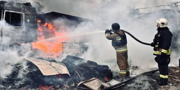 У Києві пошкоджень зазнали більше 10 житлових багатоповерхівок, приватні будинки, цивільна інфраструктура - МВС