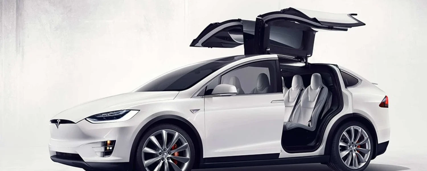 Продажі Tesla наприкінці 2025 року впали на 15,6%