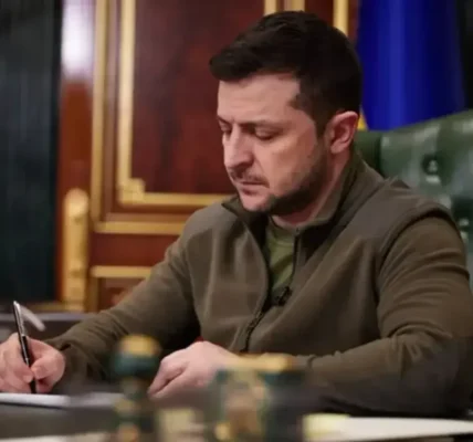 Виробляють засоби зв’язку, РЕБ та мікроелектроніку: Україна запровадила санкції проти компаній з рф