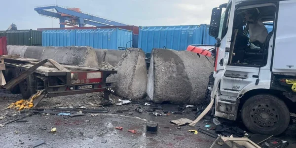 росія знову атакувала два порти Одещини: є загиблий, ще п