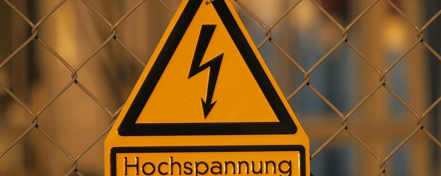 У Німеччині невідомі намагалися підпалити електропідстанцію в Еркраті