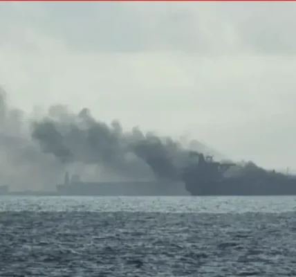 Нафтовий танкер Elbus уражено дроном у Чорному морі, його називають судном