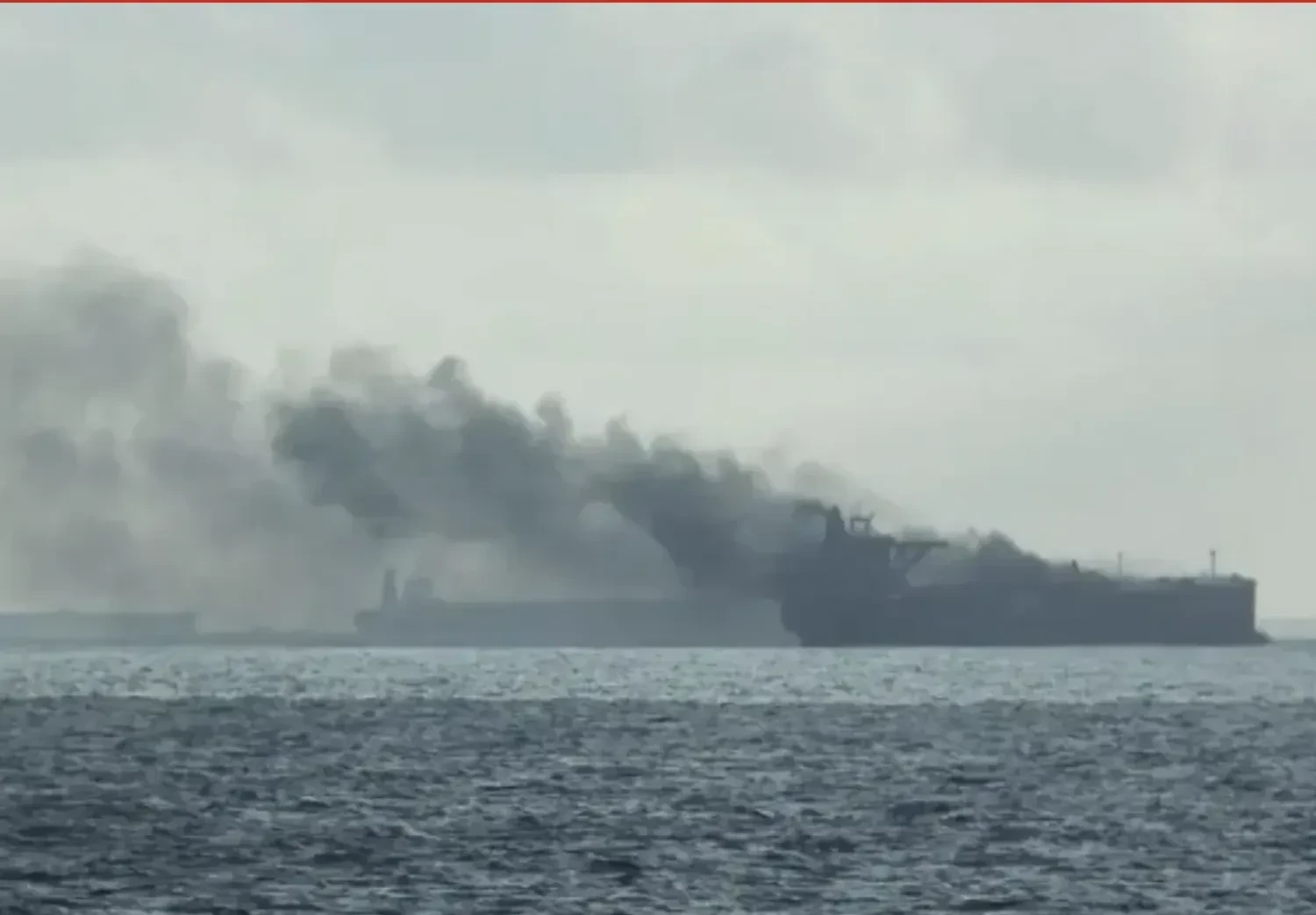 Нафтовий танкер Elbus уражено дроном у Чорному морі, його називають судном