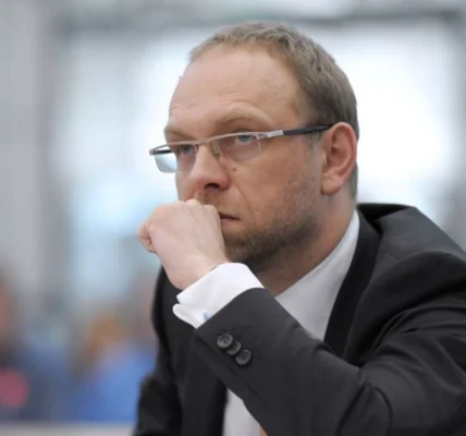 Народний депутат Сергій Власенко заявив про політичну помсту НАБУ через роботу ТСК та критику антикорупційних органів