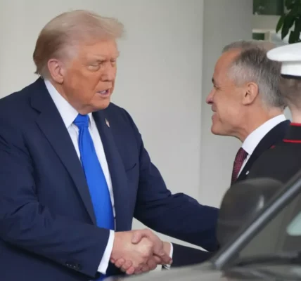 ЗМІ: Трамп скаржиться на вразливість Канади перед Китаєм та росією в Арктиці