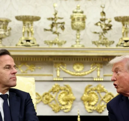 Генсекретар НАТО провів телефонну розмову з Трампом щодо ситуації в Гренландії та Арктиці