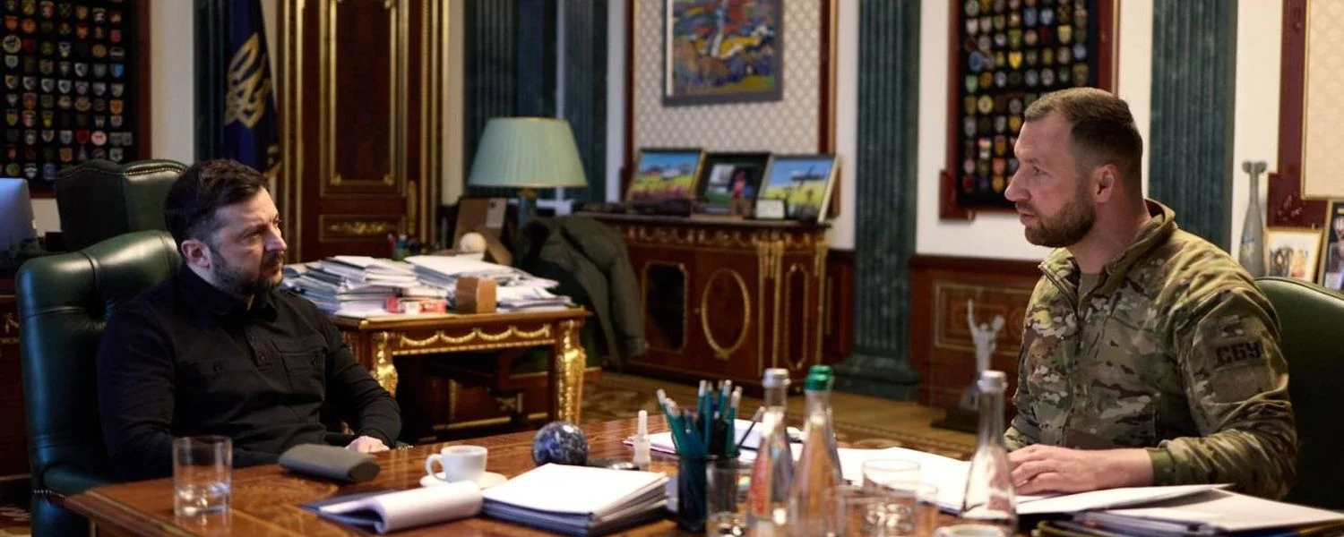 Погодив нові бойові операції: Зеленський зустрівся із керівником СБУ Хмарою