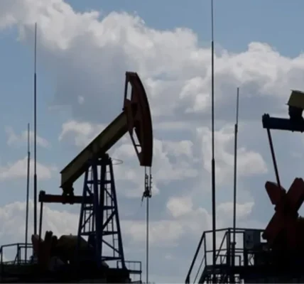 Індія скорочує закупівлі російської нафти та нарощує імпорт з Близького Сходу - Reuters