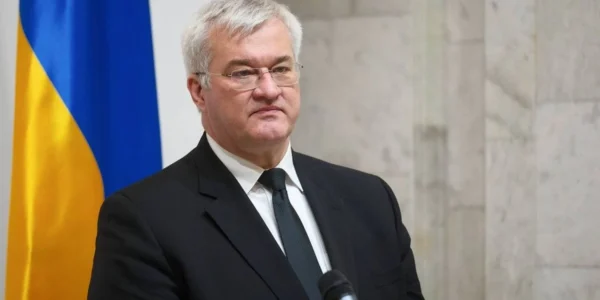 Орбан обіцяє не пускати Україну в ЄС впродовж 100 років: реакція Сибіги не забарилась