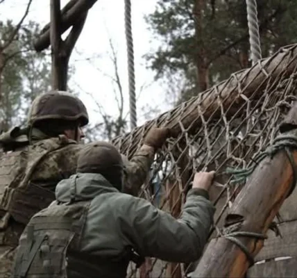 На фронті зафіксовано 157 бойових зіткнень, ворог запустив понад 4,3 тис. дронів - Генштаб