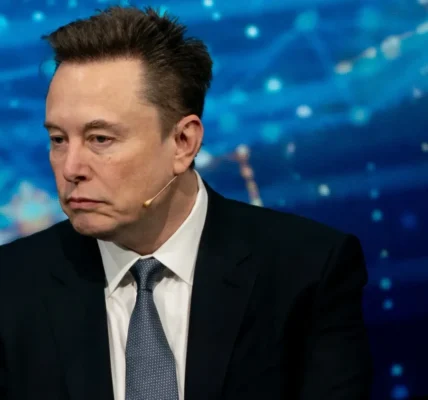 Обшуки французьких правоохоронців у офісах