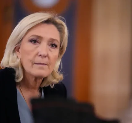 Французькі прокурори вимагають заборонити Марін Ле Пен участь у виборах на п