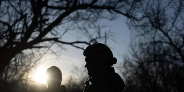 На фронті 312 боїв, Покровський та Костянтинівський напрямки найгарячіші: карта від Генштабу