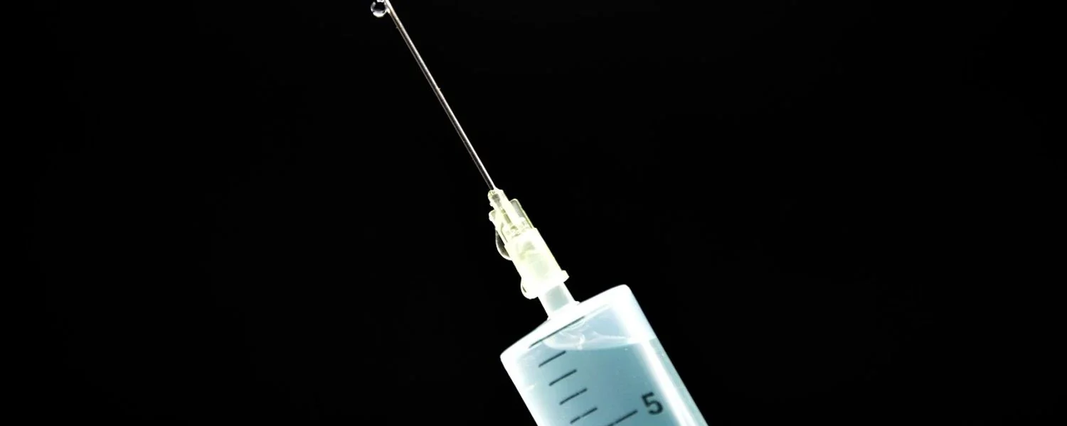 FDA відмовляється розглядати нову мРНК-вакцину Moderna проти грипу - AP