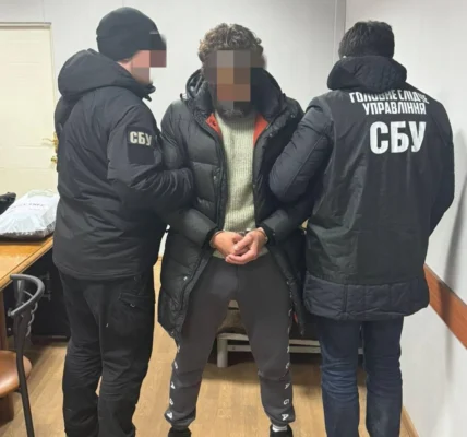 Затримано лейтенанта Нацгвардії, який допомагав ухилятися від служби, а потім “лікувався” на Мальдівах і у Катарі - Генпрокурор