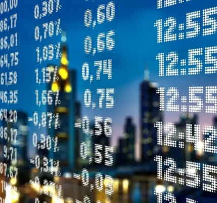 Акції Alibaba впали після того, як Пентагон ненадовго додав її до