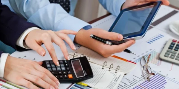 Скорочення робочих графіків та виробництва: як український бізнес виживає в умовах відключень електроенергії