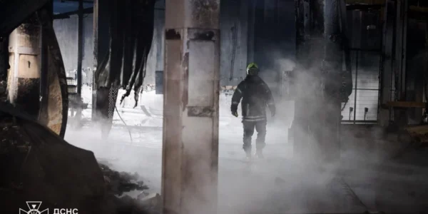 Кількість жертв російської атаки на Харківщині зросла до трьох, під завалами знайшли ще два тіла