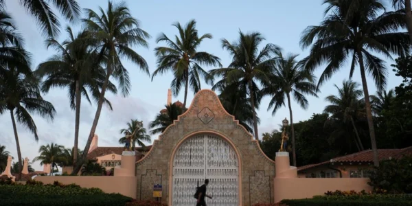 Спроба проникнення на територію резиденції Трампа: ЗМІ ідентифікували чоловіка, якого застрелили агенти