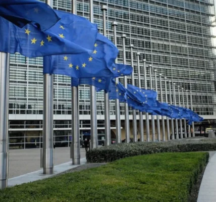 У Єврокомісії розкритикували Зеленського за погрози