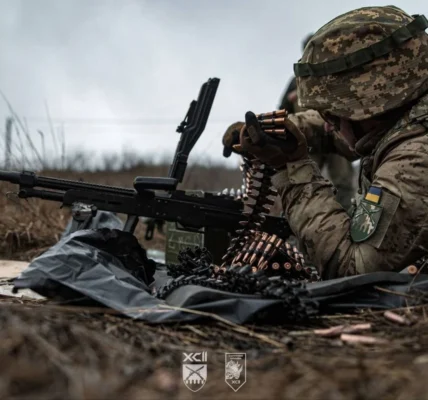 На фронті зафіксували близько 50 атак, ворог активний на Гуляйпільському та Покровському напрямках - Генштаб