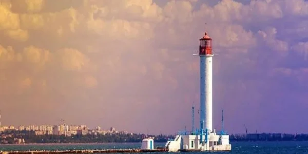 Ворог повторно атакував Одещину, пошкоджено транспортну інфраструктуру та будинки - ОВА