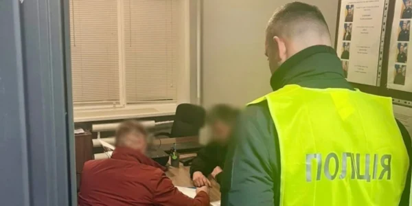 У Києві чоловіка притягнули до відповідальності за побиття собаки в парку Наталка