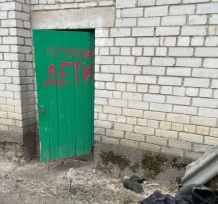 Командиру рф оголосили вирок за утримання цивільних у підвалі школи в селі Ягідне